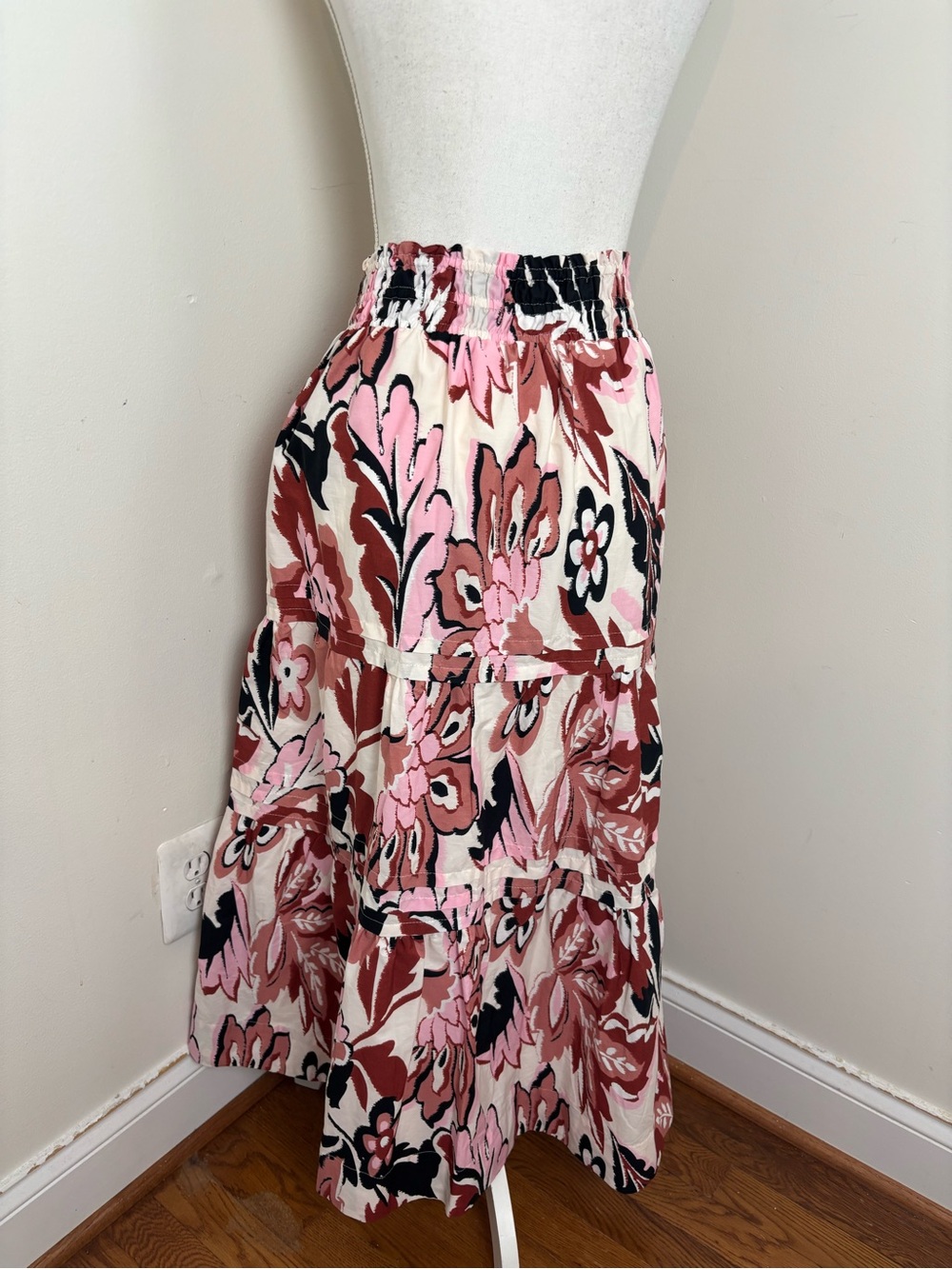 Anthropologie Somerset Tiered Midi Skirt With Floral Design Size Large NWT - Picture 2 of 8